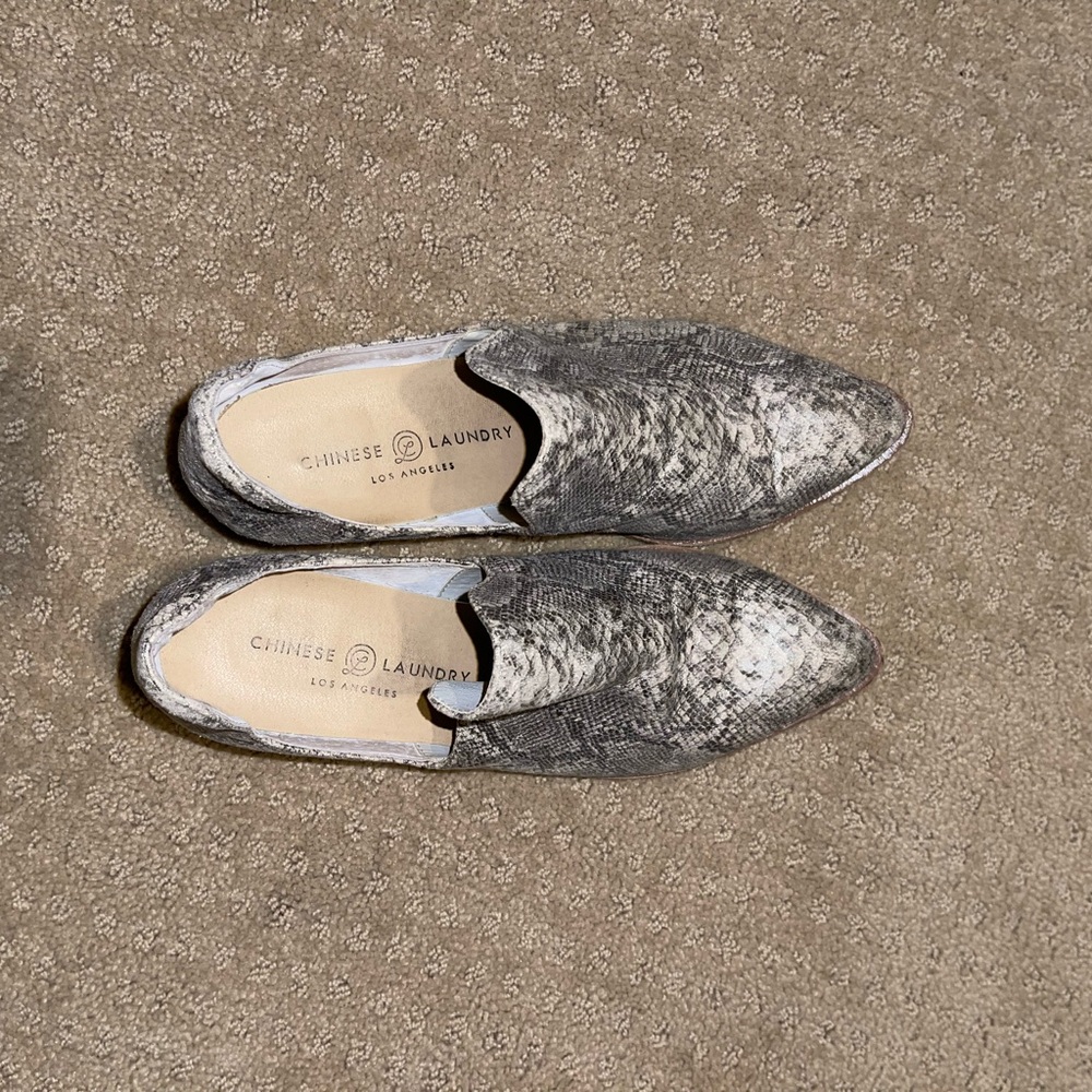 Chinese Laundry Gray Snakeskin Slip-Ons